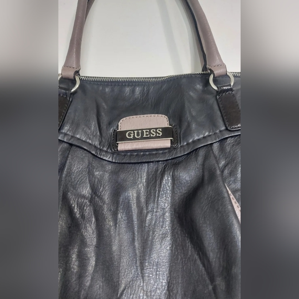 Guess Large Tote - Picture 3 of 9